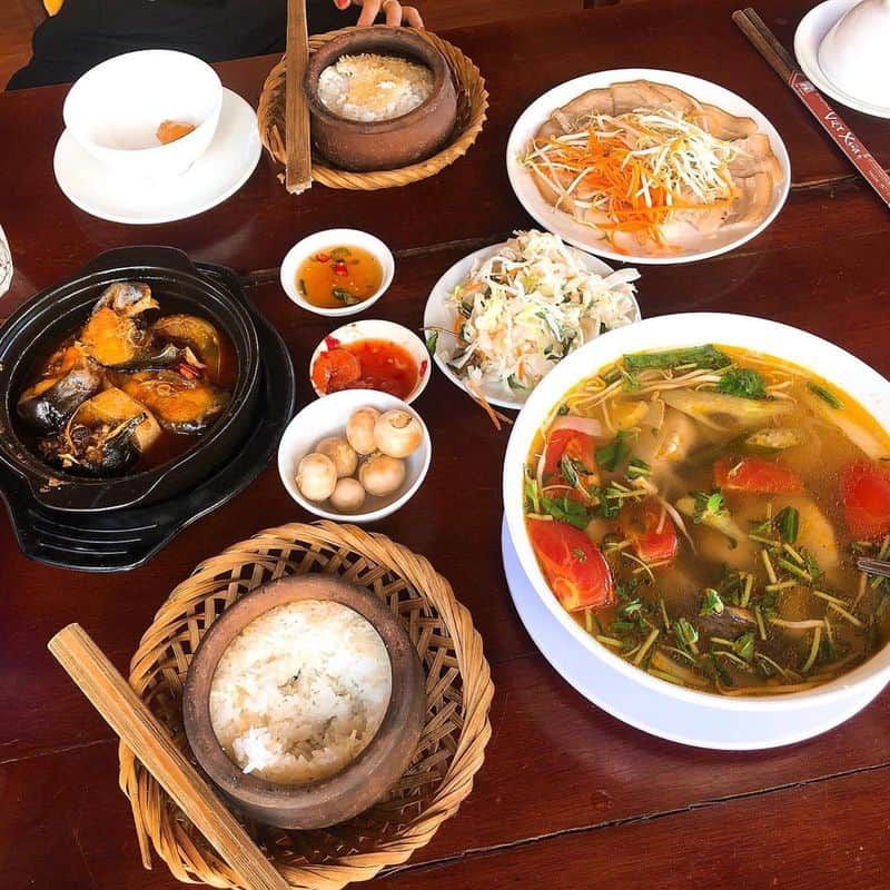 Cơm Niêu Việt Nam