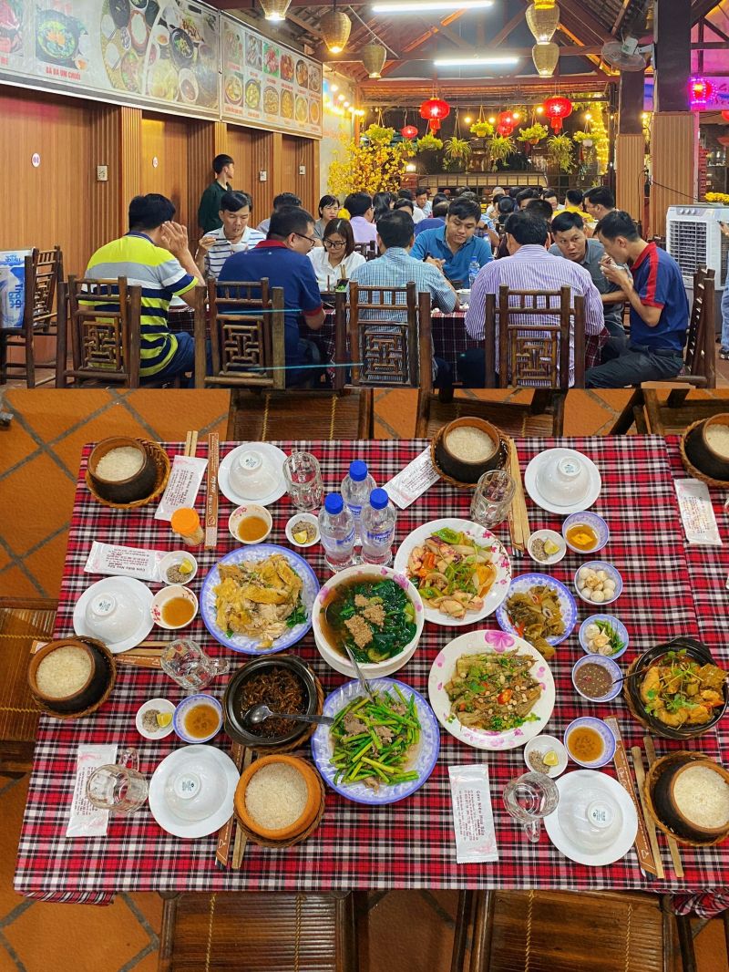 Cơm Niêu Hoa Sữa