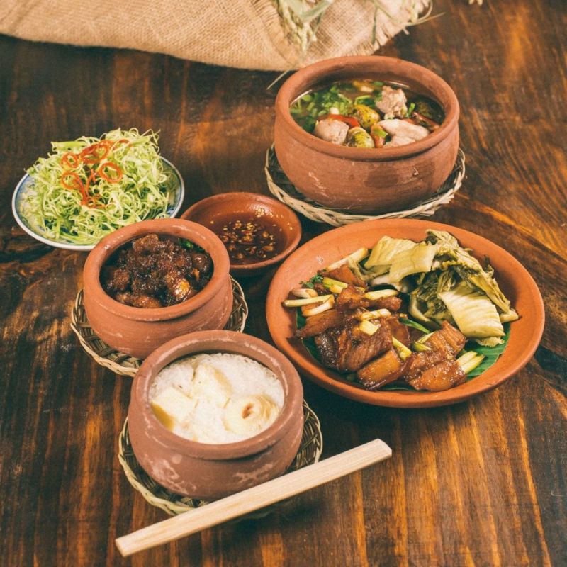 Quán Tuấn Cơm Niêu