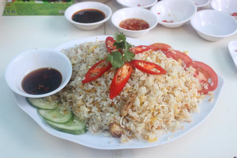 Cơm rang tỏi