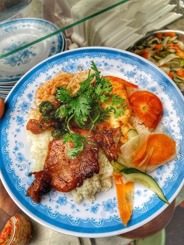 Cơm Tấm Đêm 18 Đoàn Thị Điểm