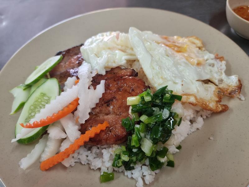 Cơm Tấm Dương - Trần Huy Liệu