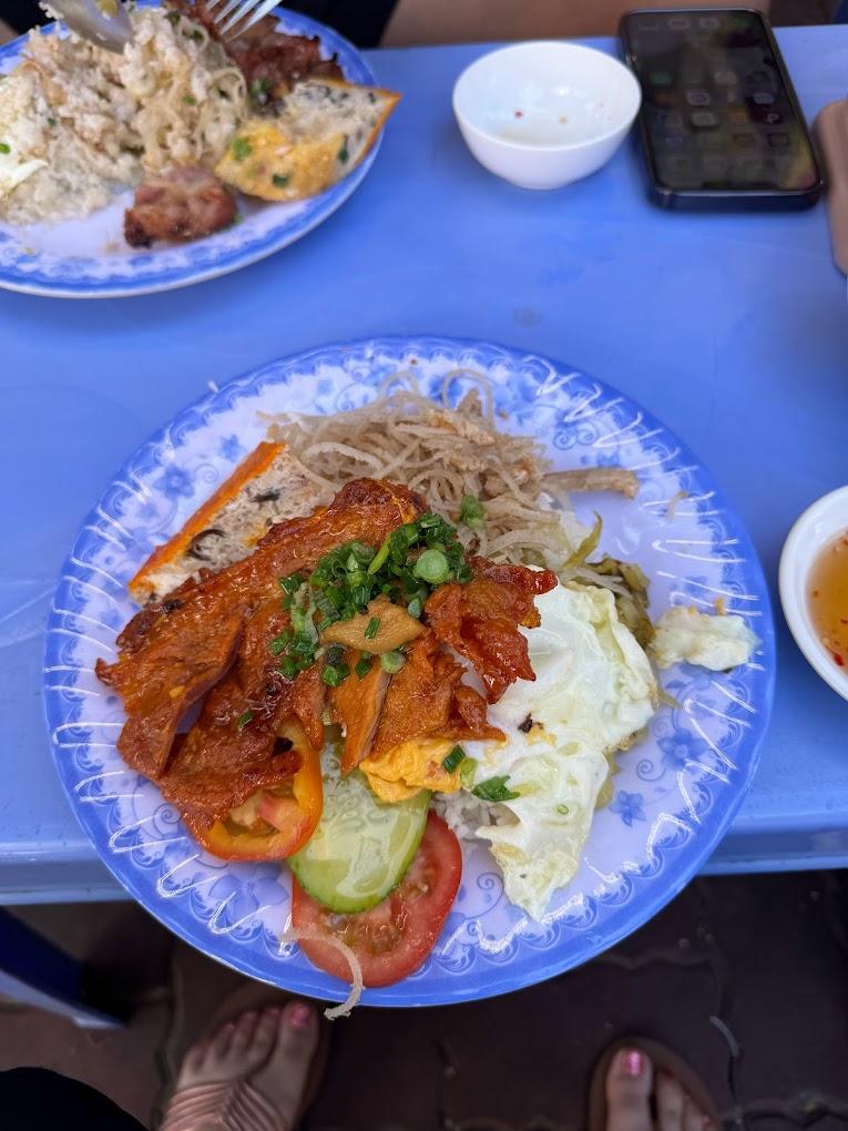 Cơm tấm 180
