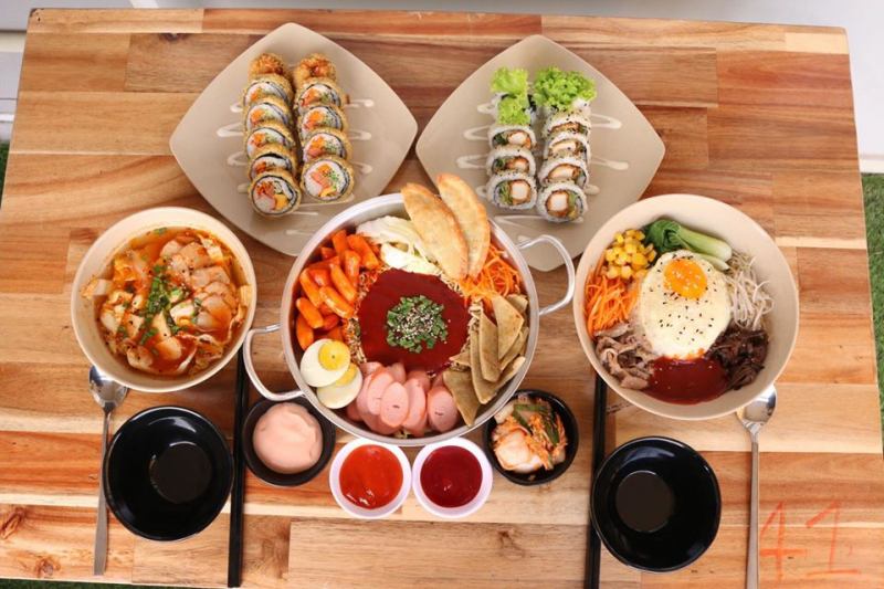Cơm Trộn 2 Cô