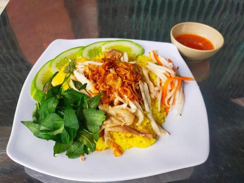 Cơm Tùng Gà Nha Trang