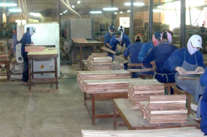 Chế biến lâm sản nội thất xuất khẩu