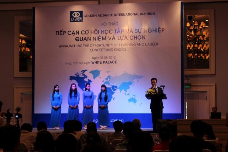 Công Ty Dịch Thuật Chuyên Nghiệp Quốc Tế INTERPROTRANS được lời mời tham gia Hội thảo của Tập đoàn Quốc Tế Golden Alliance