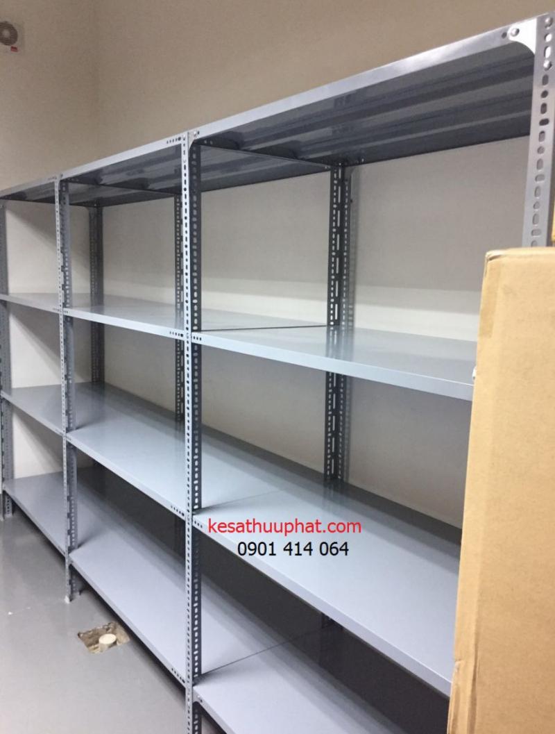 Công ty kệ sắt Hữu Phát