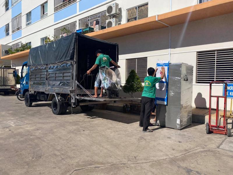 Công ty TNHH Dịch Vụ Vận Tải Sen Vàng