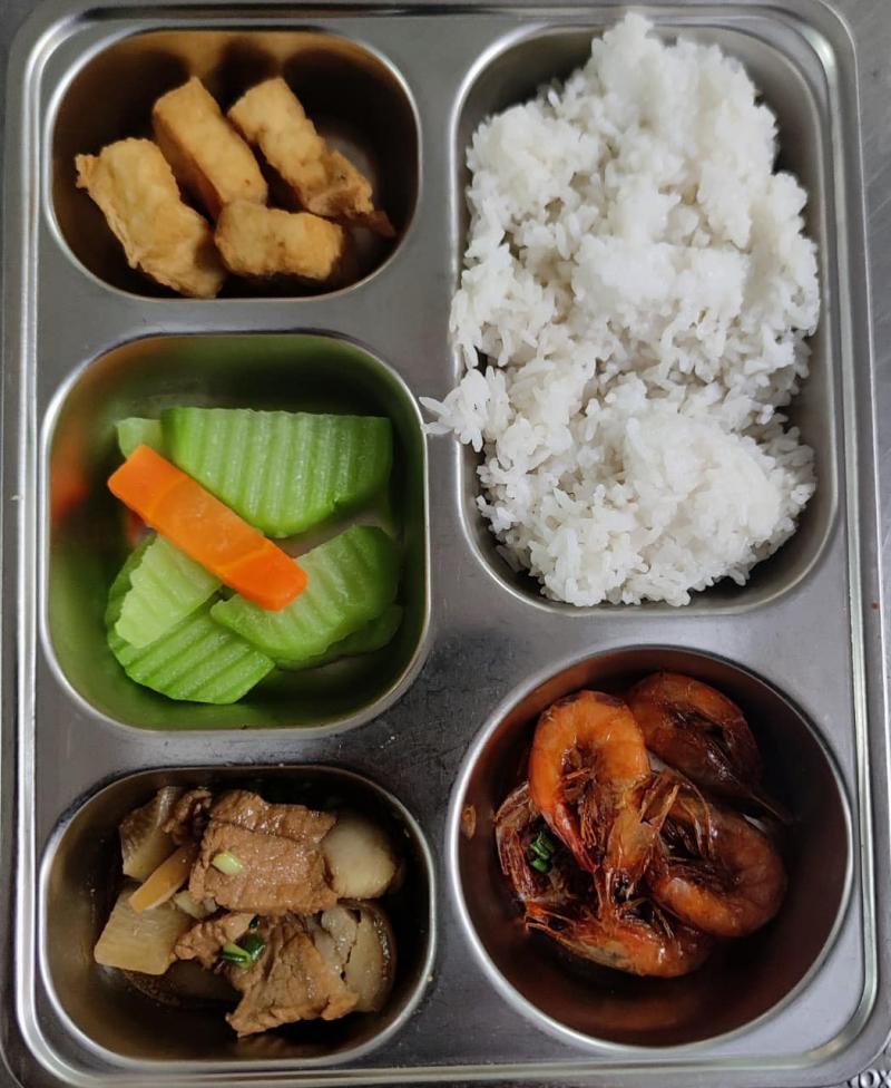 Suất ăn Nhật Anh