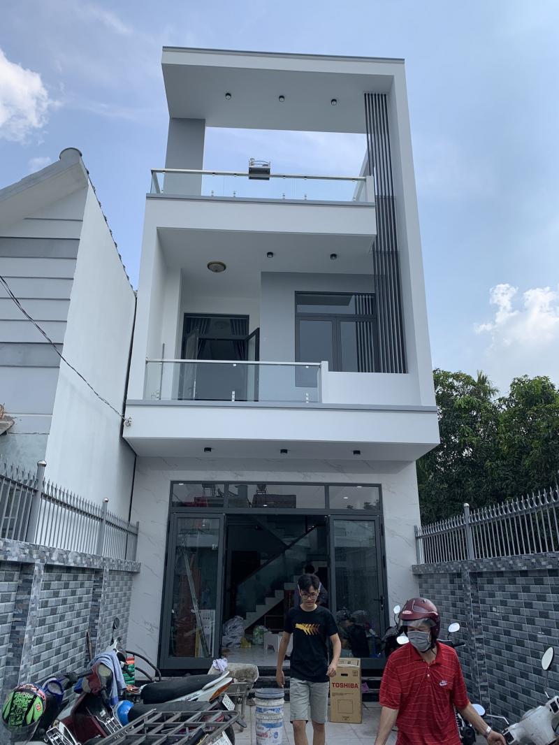 Công ty TNHH TM DV Xây dựng cửa Trường Thịnh