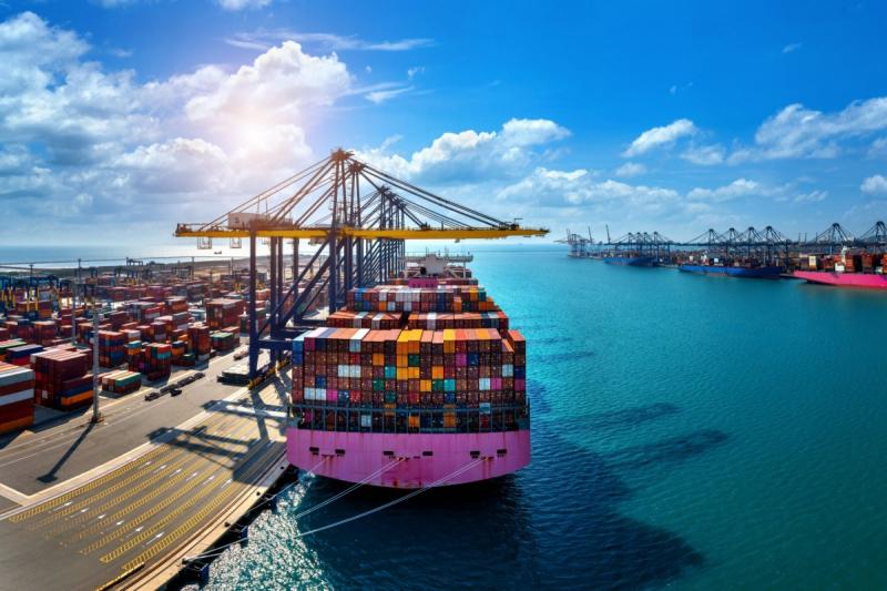 Công ty TNHH xuất nhập khẩu VINASHIP