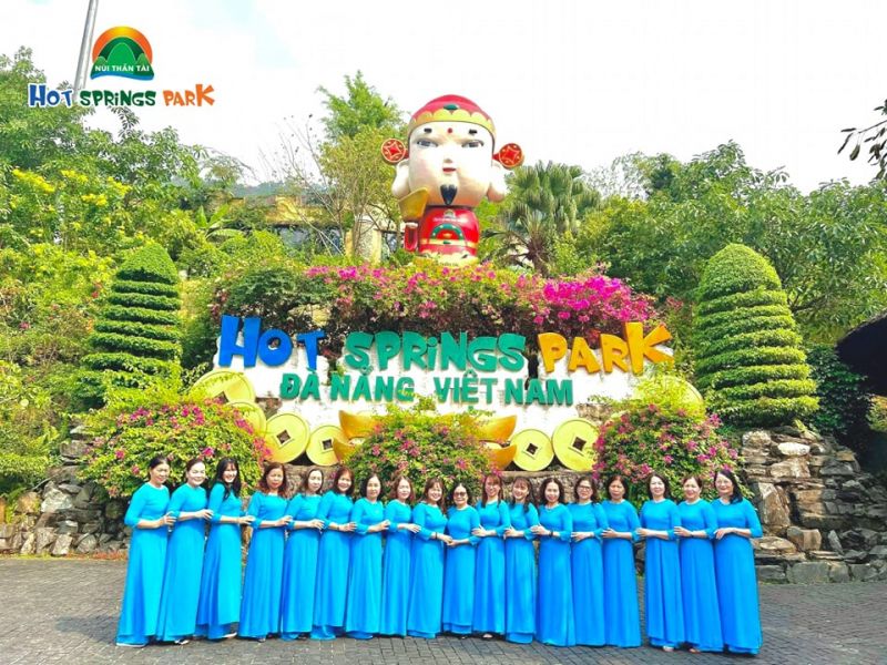Công viên Suối khoáng nóng Núi Thần Tài Đà Nẵng