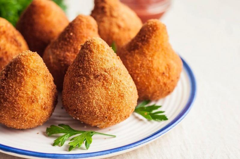 Coxinhas - Món ăn đường phố đặc trưng của Brazil