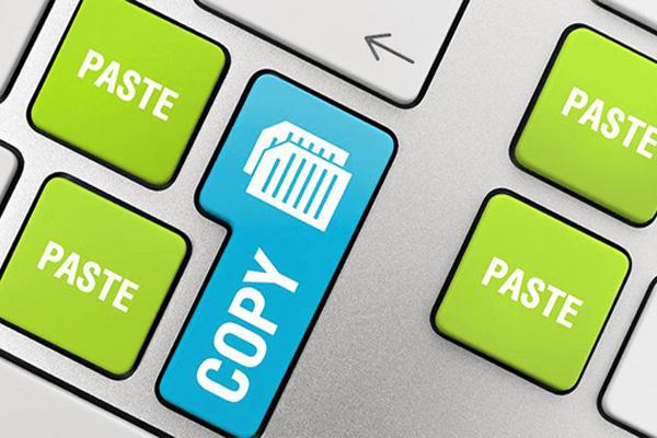 Ctrl + V (Paste) - Đặt mình vào vị trí người khác