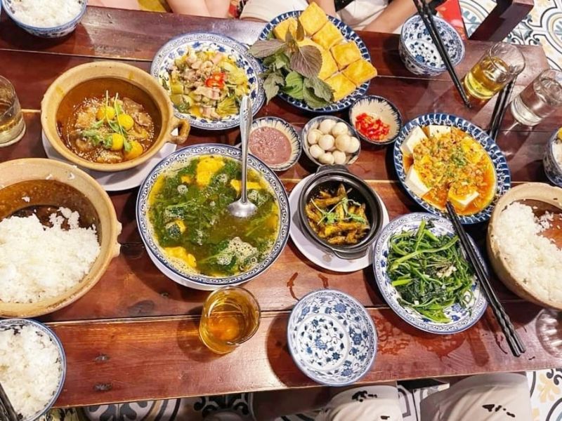 Cửa Hàng Ăn Uống Mậu Dịch 1986