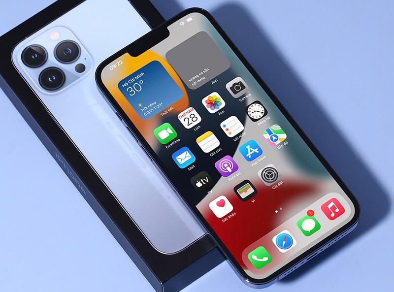 Hoàng Hà Mobile có đội ngũ nhân viên nhiệt tình chu đáo và đầy kinh nghiệm, luôn cung cấp cho khách hàng những thông tin có giá trị