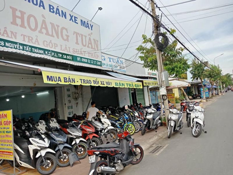 Cửa hàng xe máy Hoàng Tuấn