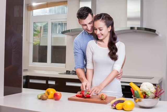 Cùng nhau nấu ăn để có một bữa tối khó quên