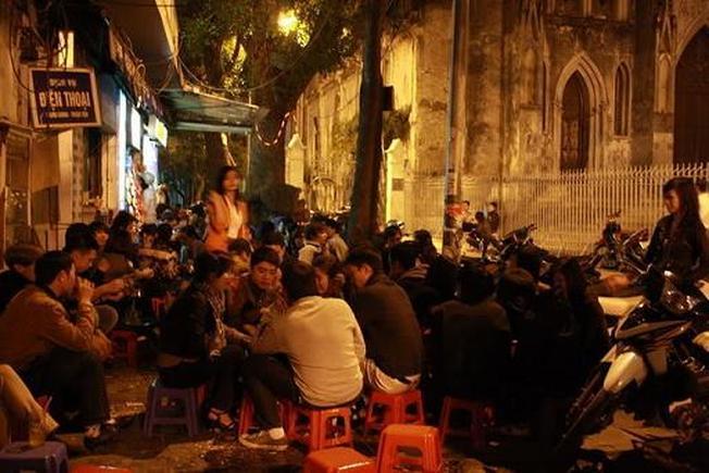 Cuộc sống về đêm nhộn nhịp