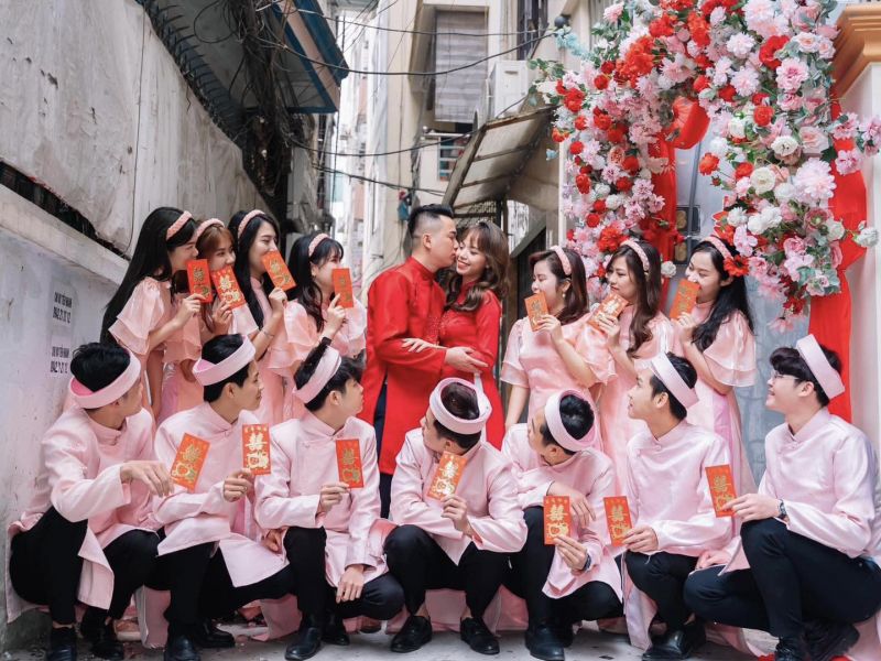Cưới hỏi Lại Hằng