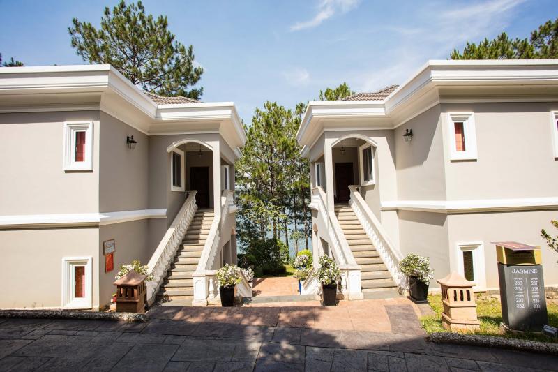 Đà Lạt Edensee Lake Resort & Spa