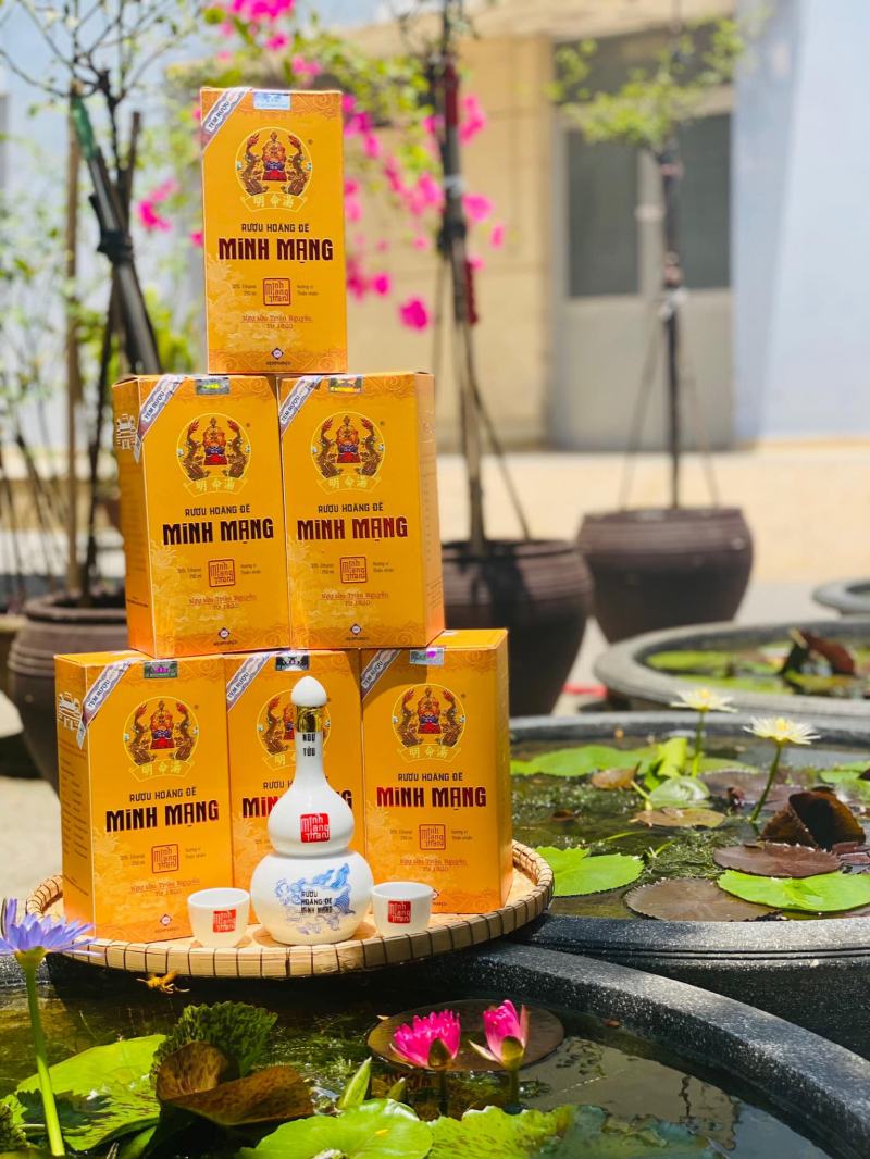 Đặc Sản Huế - Mứt gừng mật ong