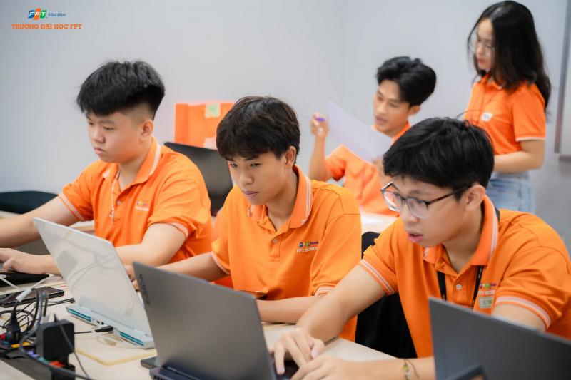 Sinh viên Đại học FPT Cần Thơ