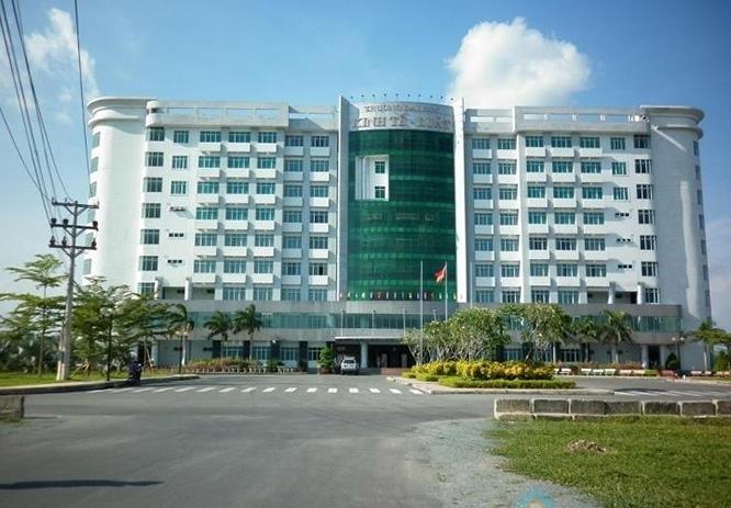 Trường Đại học Kinh tế - Luật