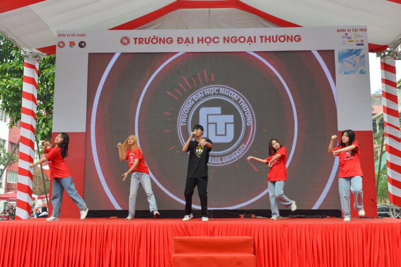 Đại học Ngoại Thương