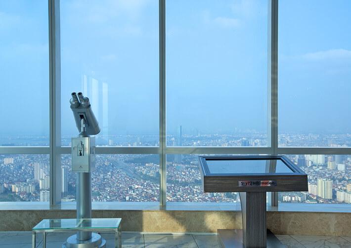 Landmark Sky 72