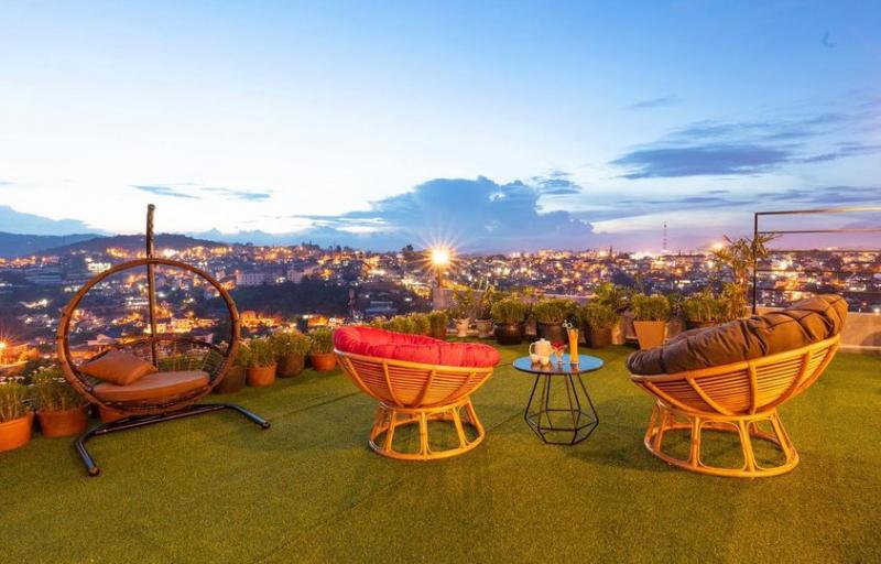 Dalat Golf Café