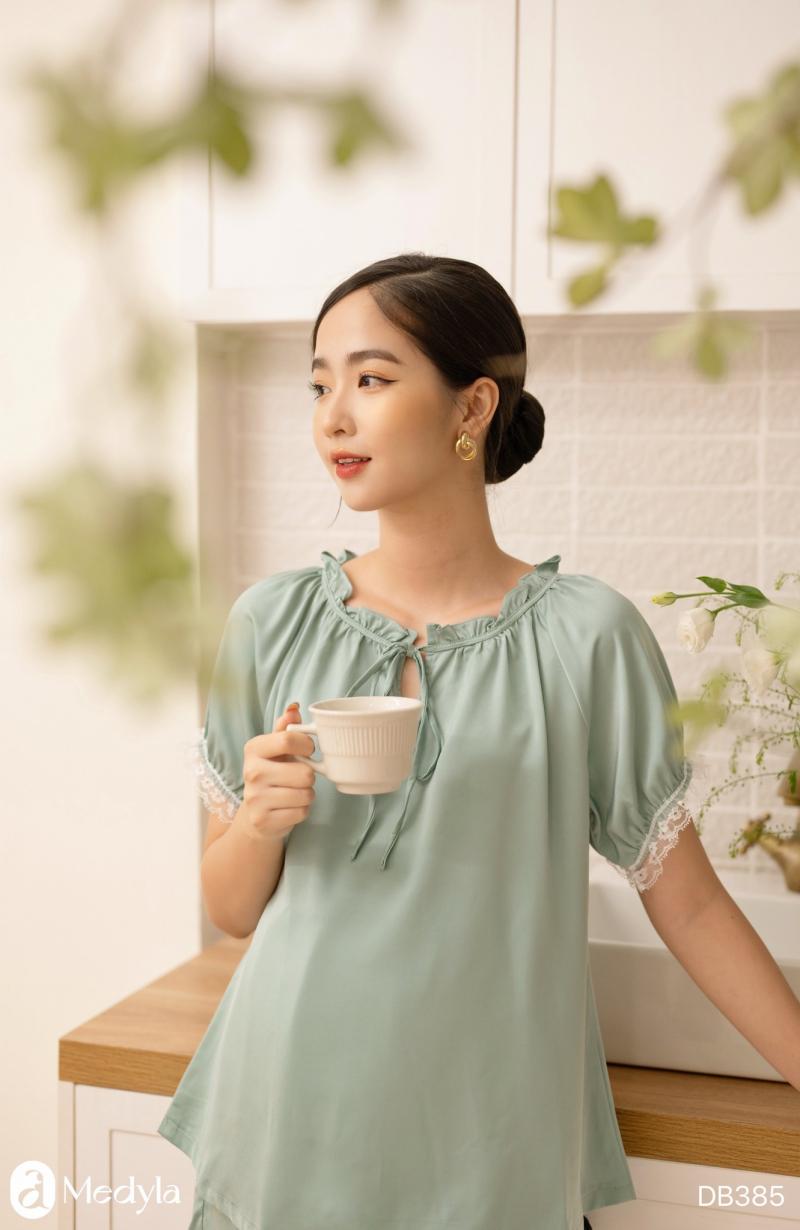 Đầm bầu Medyla