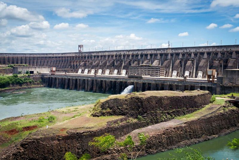 Đập Itaipu (Brazil - Paraguay)