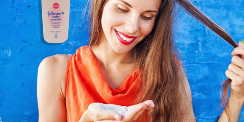 Phấn rôm có tác dụng như dầu gội 