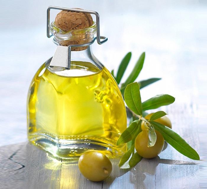 Mái tóc mềm mượt với dầu ôliu