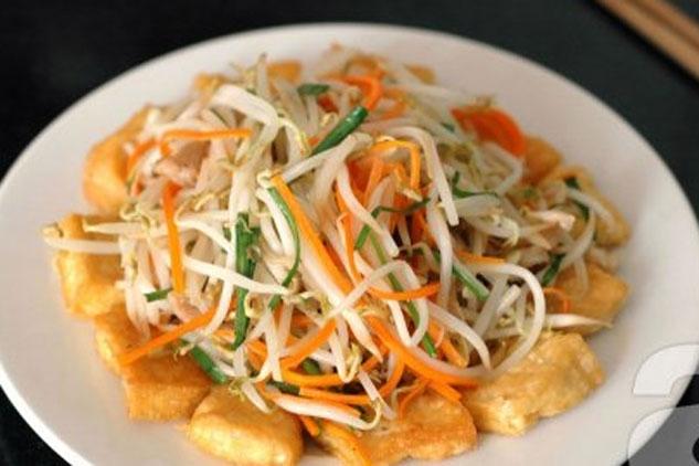Món đậu phụ xào giá đỗ