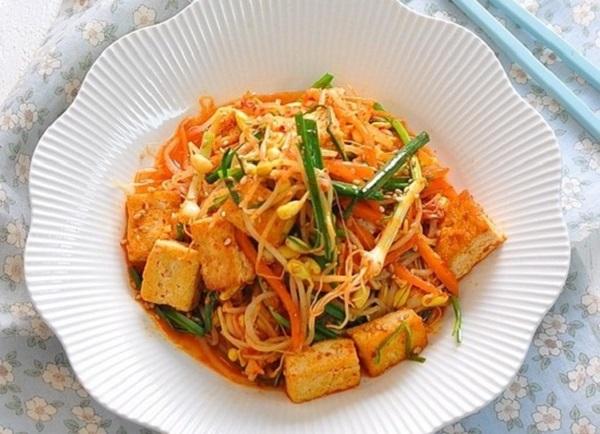 Đậu hũ xào giá đỗ món ăn đơn giản mà vô cùng ngon
