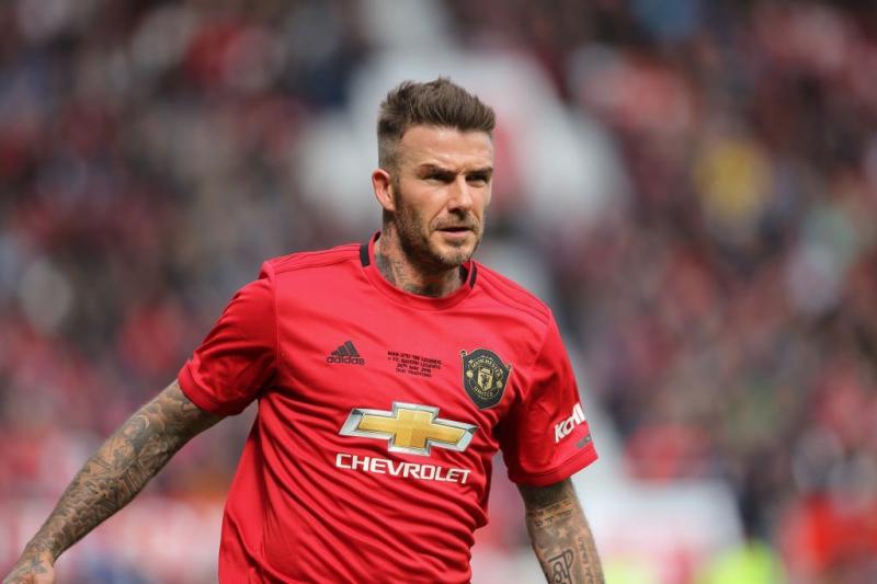 David Beckham sút phạt