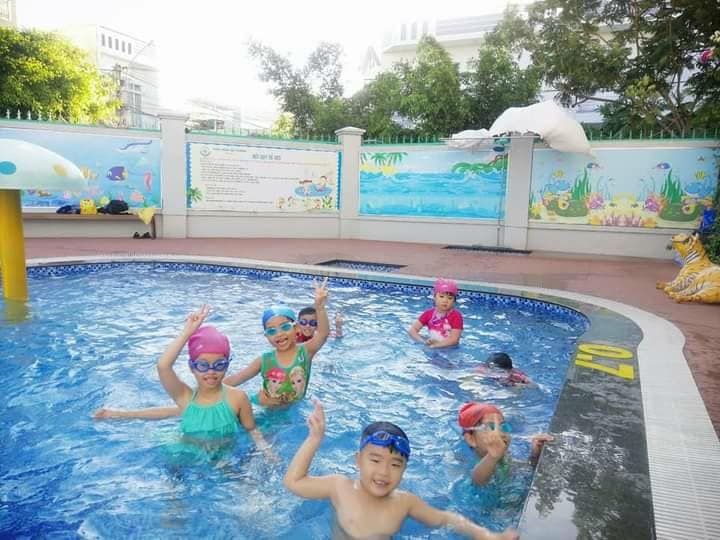 Dạy bơi kèm riêng Quy Nhơn