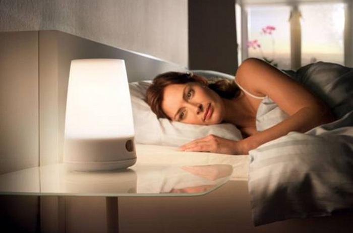Đề đèn khi ngủ (nguồn internet)