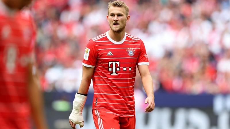 De Ligt - 67 triệu euro