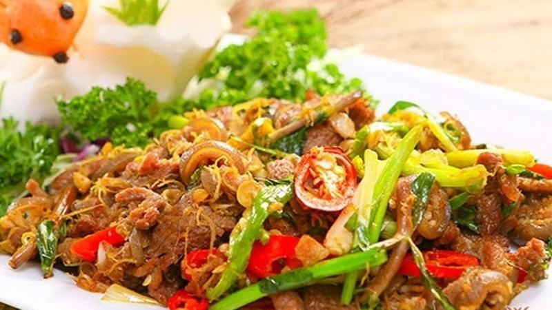 Dê Nhà Sàn Tuệ Hà
