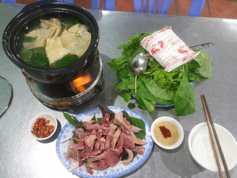 Dê núi Ninh Bình