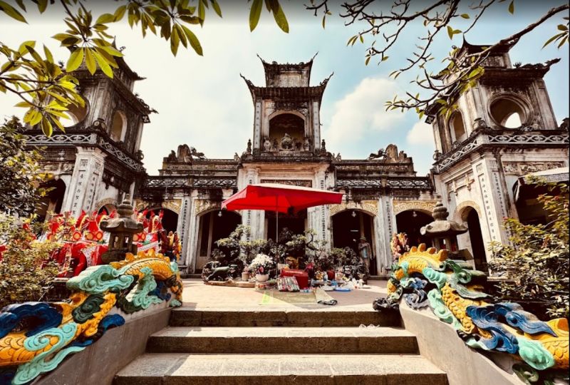 Đền Bảo Lộc