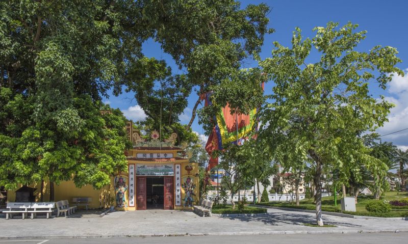 Đền Cửa Tây