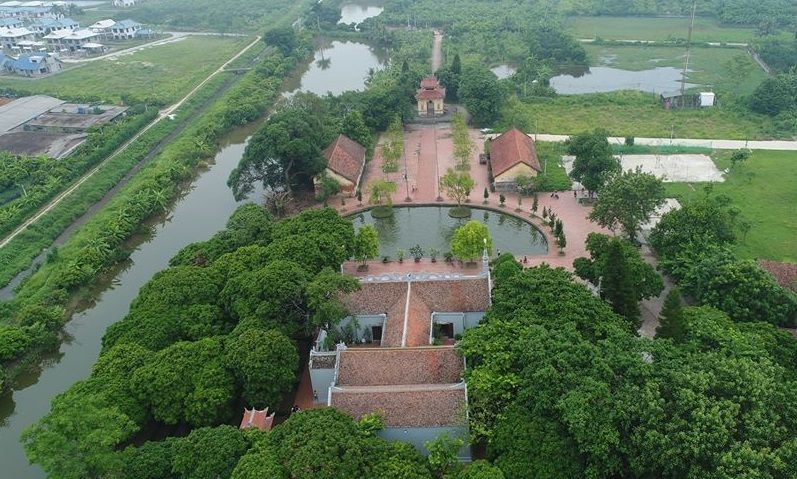 Đền Dạ Trạch nhìn từ trên cao