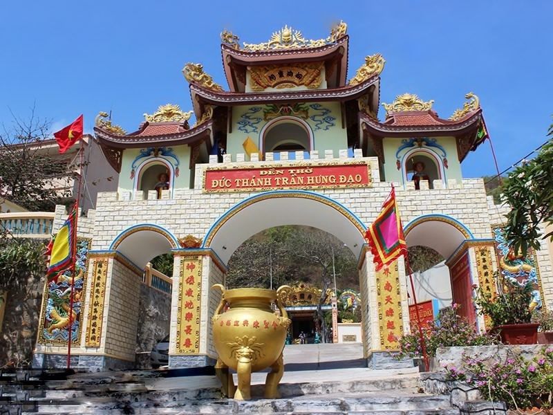 Đền Đức Thánh Trần tại Vũng Tàu