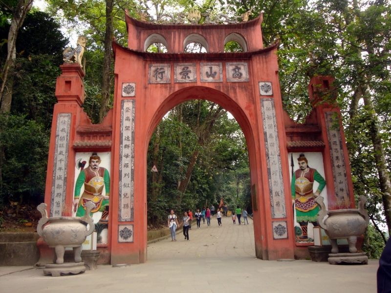 Đền Hùng