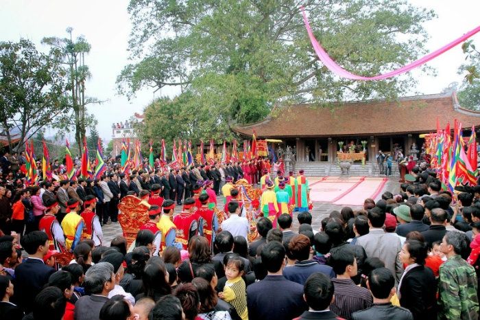 Đền Mẫu Âu Cơ mãi là nơi hội tụ những huyền tích về người Mẹ của muôn dân đất Việt, là điểm đến tâm linh trong hành trình về cội nguồn